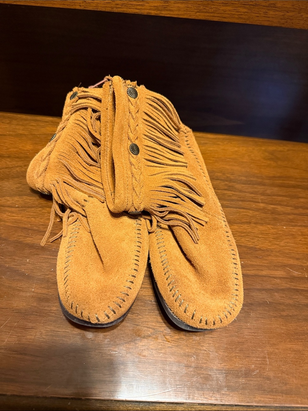 Minnetonka high top back zip boot